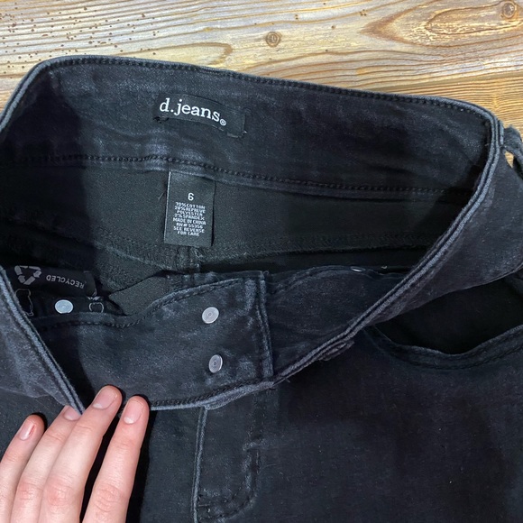 d.jeans // Size 6 // Color: Black - Picture 2 of 3